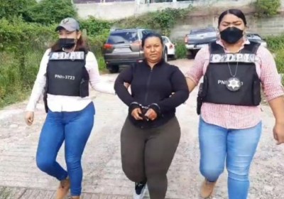 DPI arresta a mujer por maltrato familiar agravado en contra de su propia hija