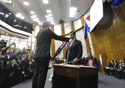 Mario Abdo entrega el poder en Paraguay