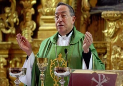 Cardenal Rodríguez insta a rescatar la oración con jóvenes en el hogar  
