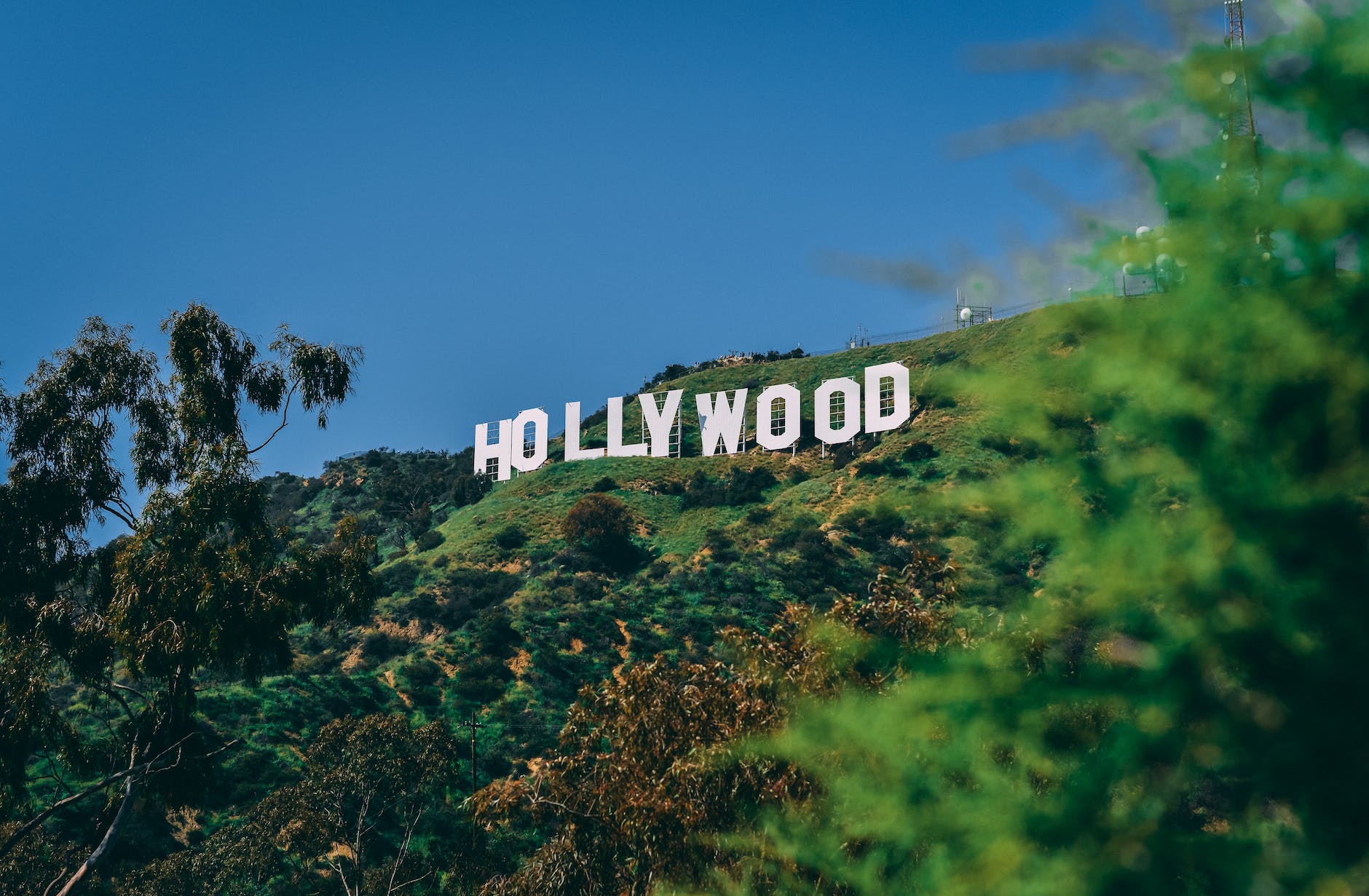 hollywood sign. GENERAL CONTRACTOR LICENSE PREP COURSE (CALIFORNIA EDITION)