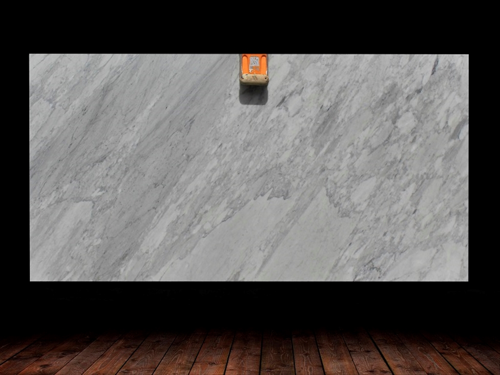 CARRARA / VENATINO MARBLE