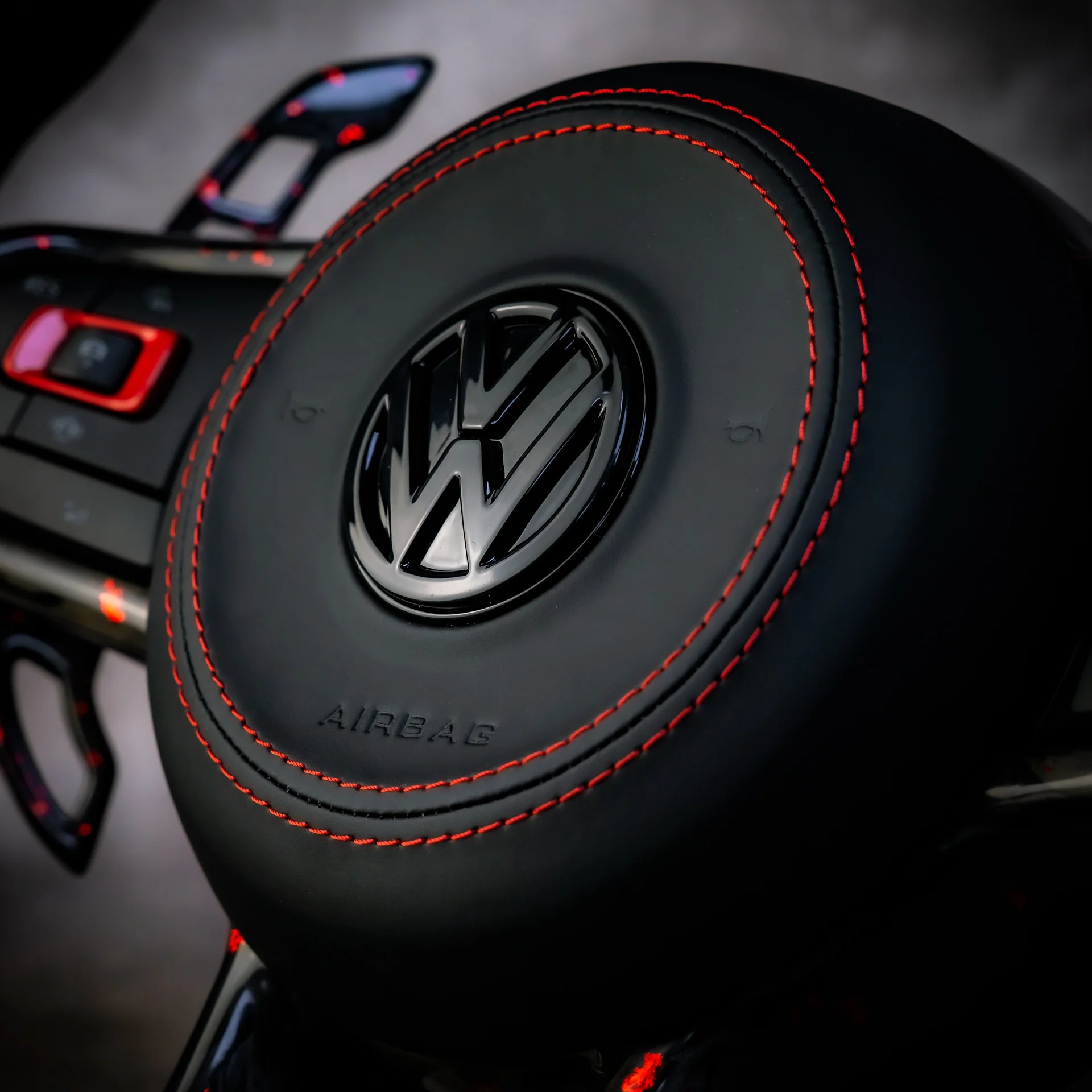 VW Golf MK7 R / GTI Leather Trimmed Airbag Cover