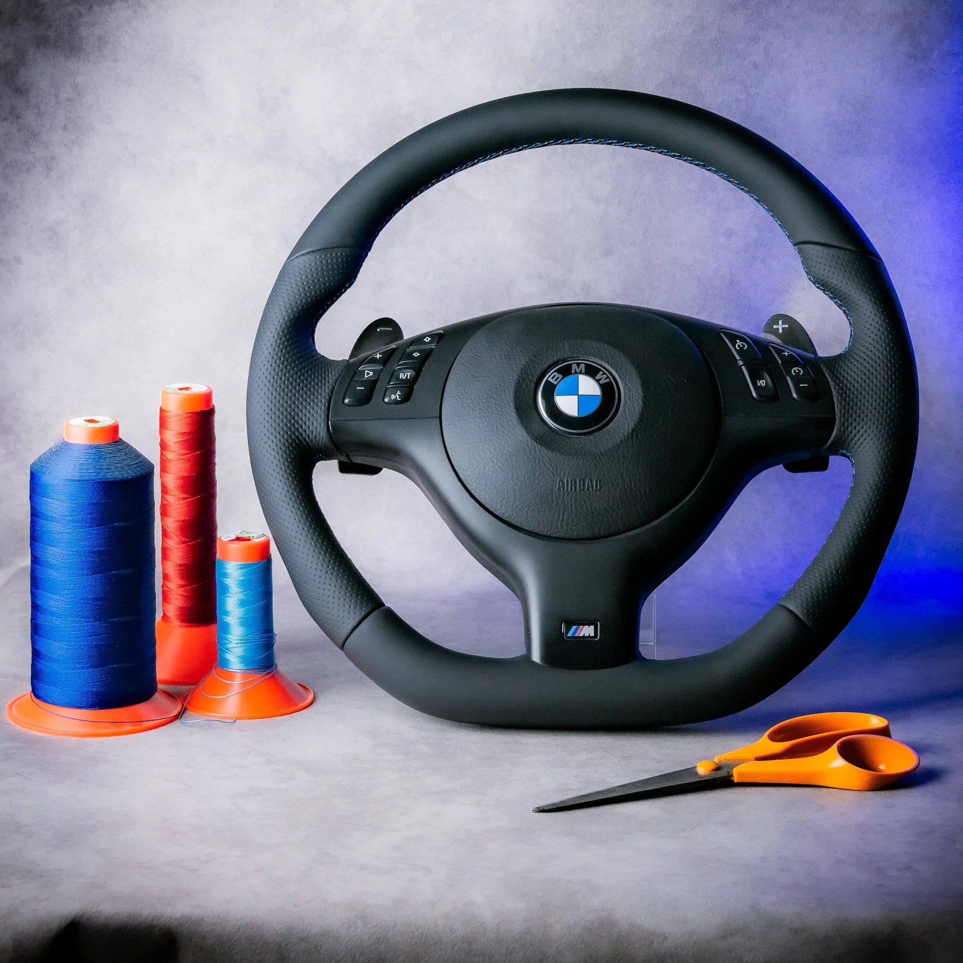 BMW E46 / E46 M3 Flat Bottom Steering Wheel