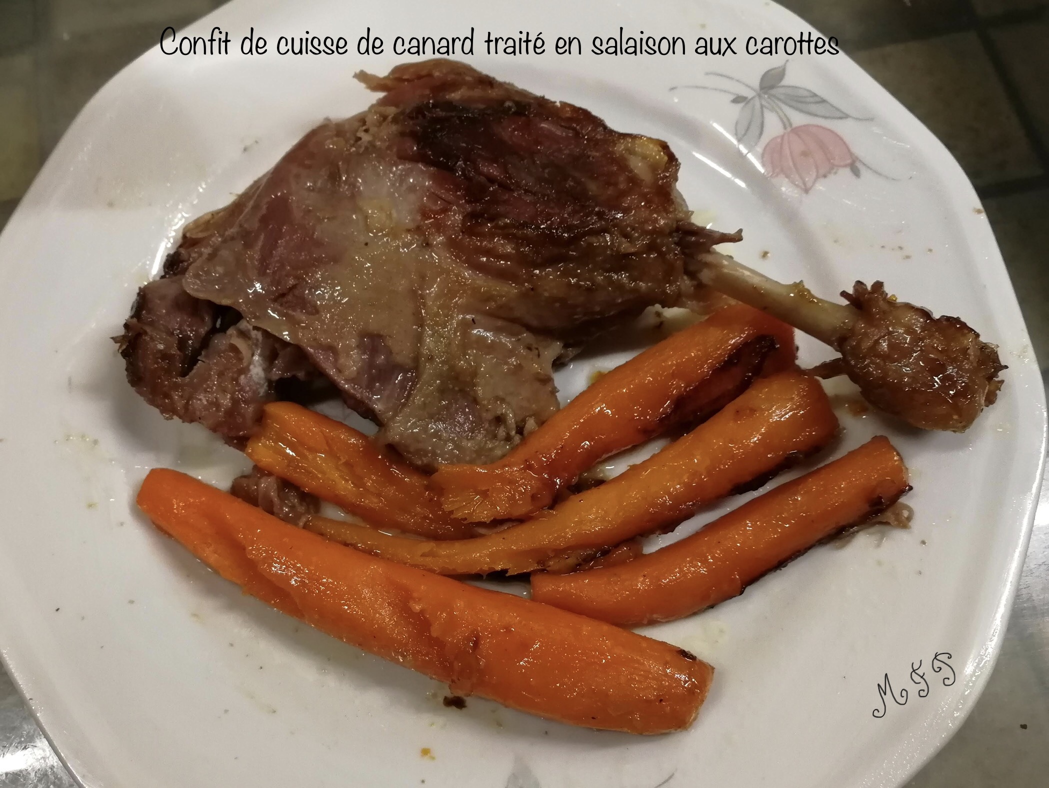 Recette Cuisse De Canard Confite Cookeo Confit de cuisse de canard traité en salaison, aux carottes - Recette Cookeo