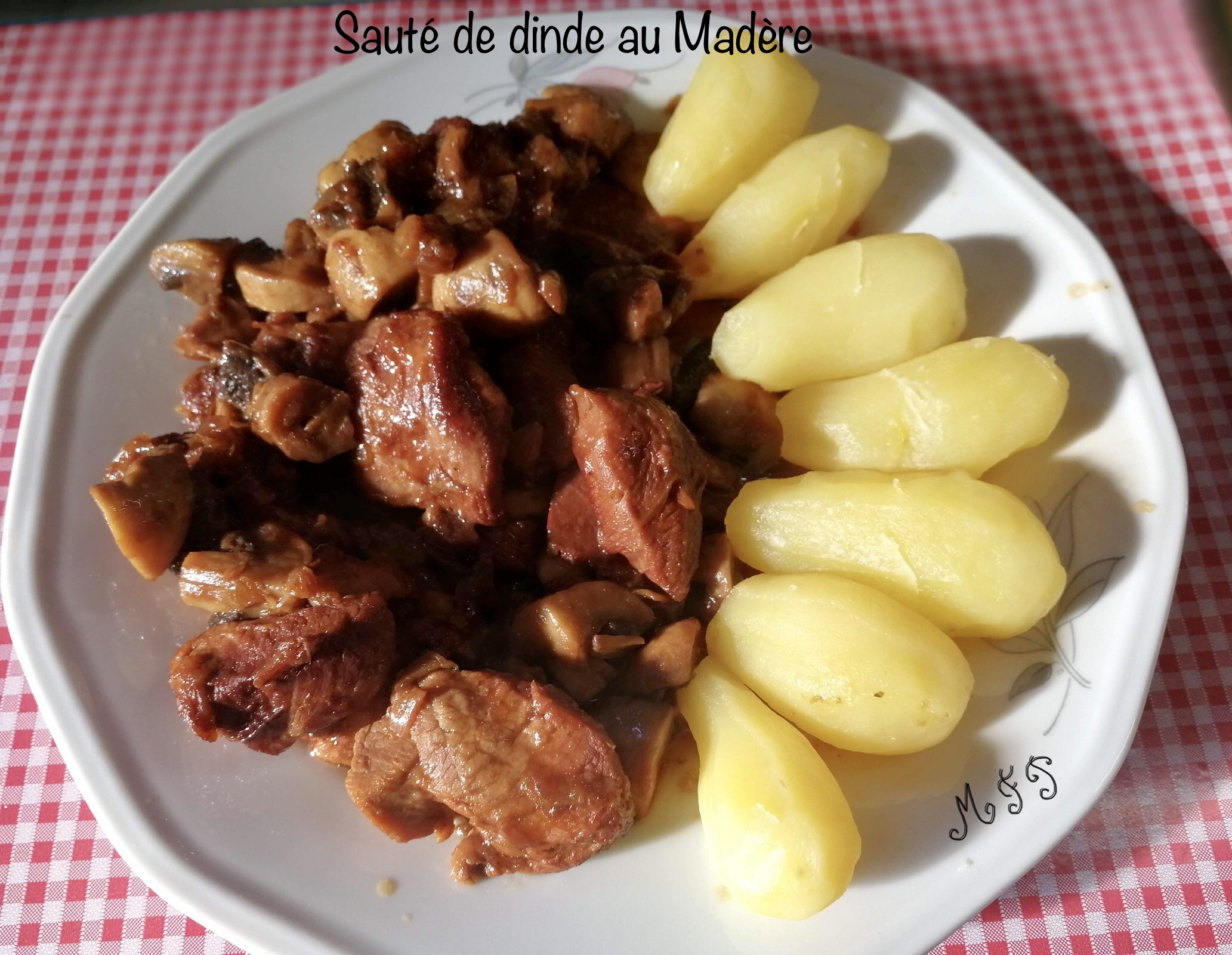 Sauté De Dinde à La Crème Cookeo Sauté de dinde au Madère - Recette Cookeo