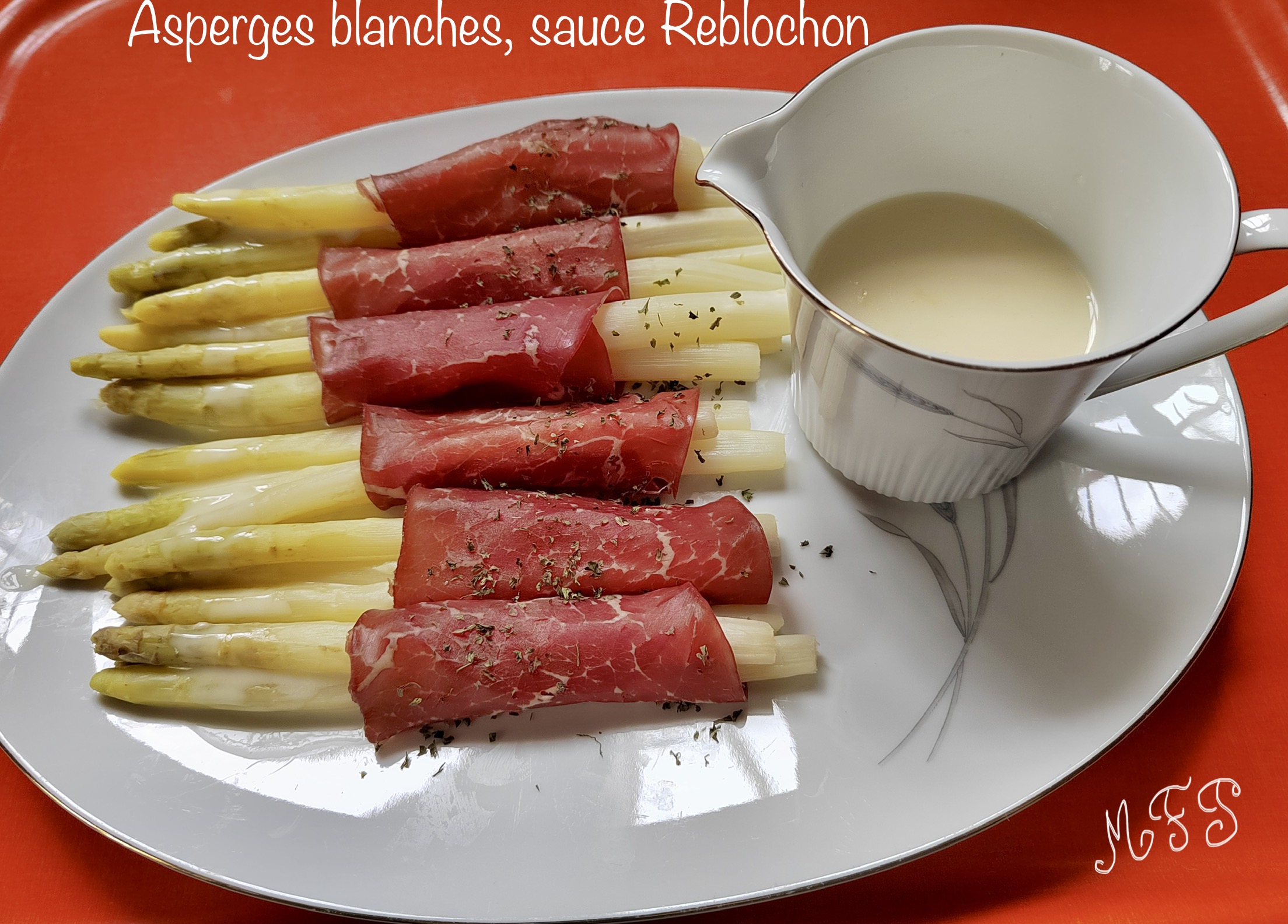 Cuisson Des Asperges Blanches Au Cookeo Asperges blanches, sauce Reblochon - Recette Cookeo
