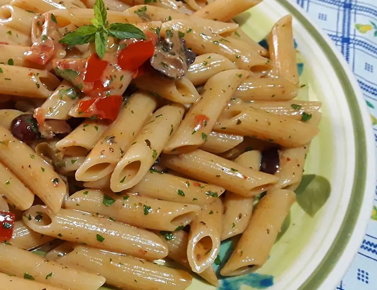 DESPERATE PASTA: A REINTERPRETATION OF PUTTANESCA