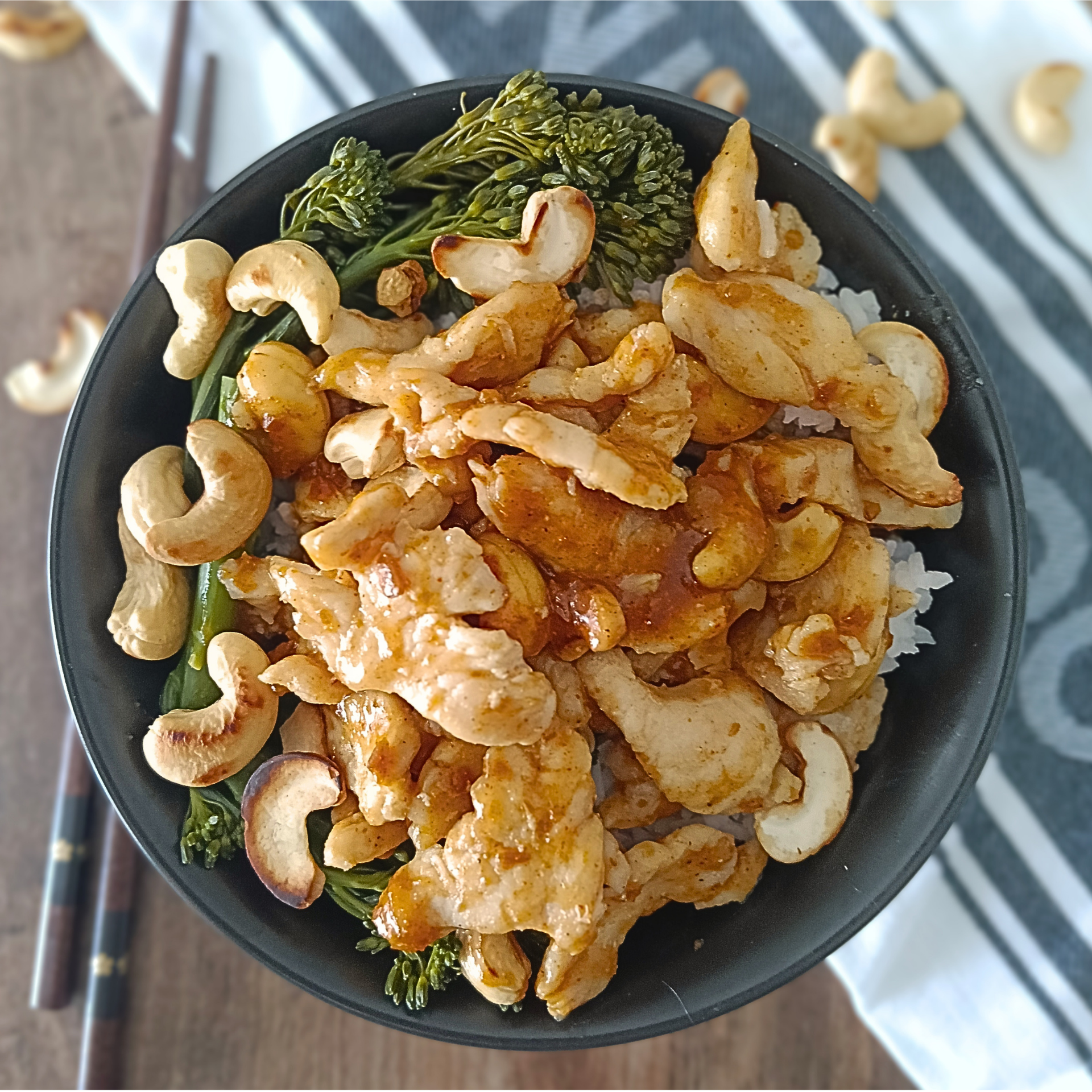 Learn how to velvet chicken using bicarbonate of soda for incredibly tender, juicy chicken with that familiar Chinese restaurant-style texture. I use this simple method whenever I’m making stir-fries, noodle dishes or soups because it completely changes the texture of chicken breast and helps it stay soft rather than turning dry or chewy. This easy chicken velveting technique takes just a few minutes of preparation and is one of my favourite little kitchen tricks for better homemade Chinese food.