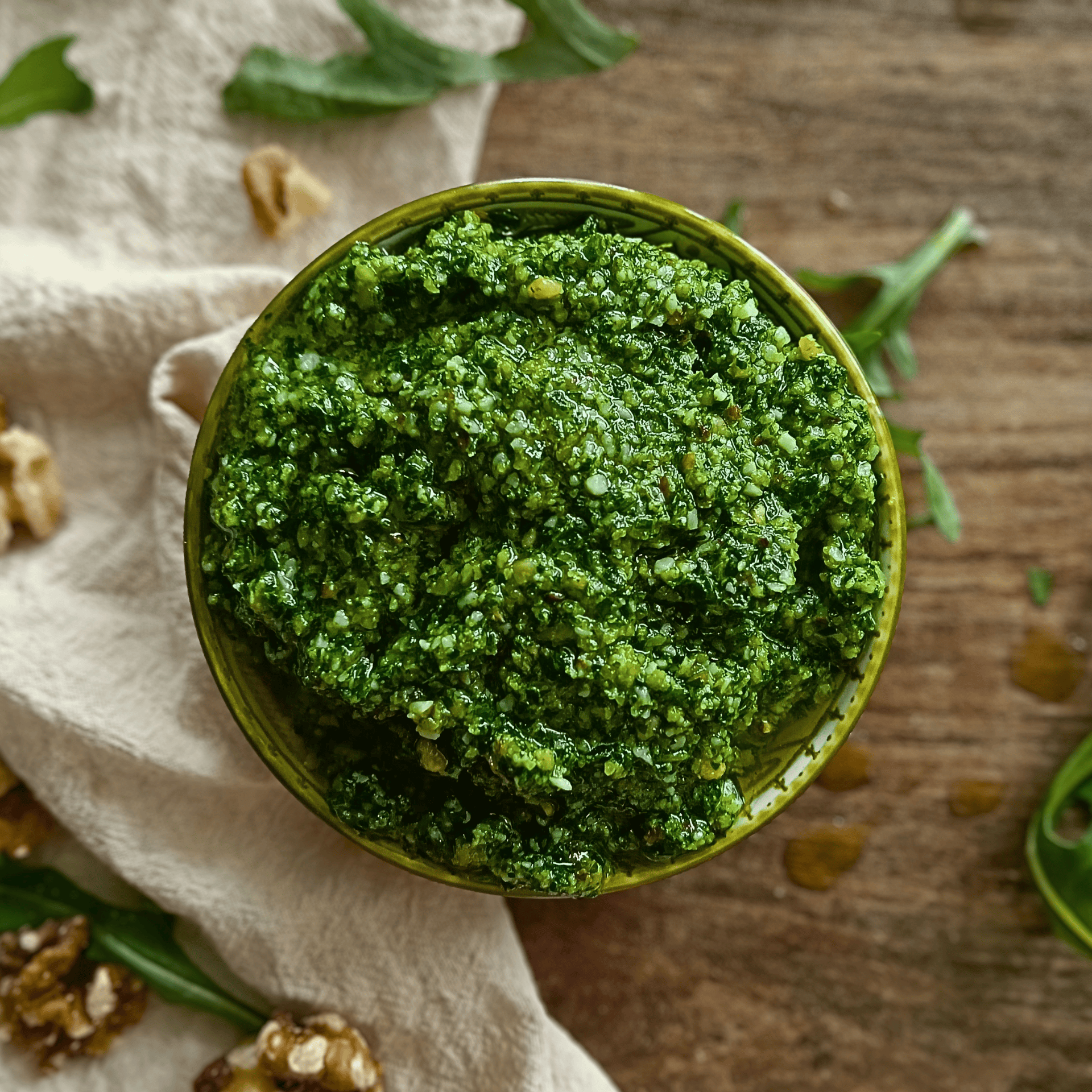 My rocket and walnut pesto is fresh, peppery and full of flavour, with Pecorino, lemon zest and olive oil balancing the richness of the walnuts beautifully. I love this easy homemade pesto when I’ve got leftover rocket in the fridge, because it comes together in minutes and works with so many meals. Toss it through pasta, spoon it over salmon, spread it onto toast or use it anywhere you’d normally reach for basil pesto. It’s quick, practical and far too good to waste on just one dish.