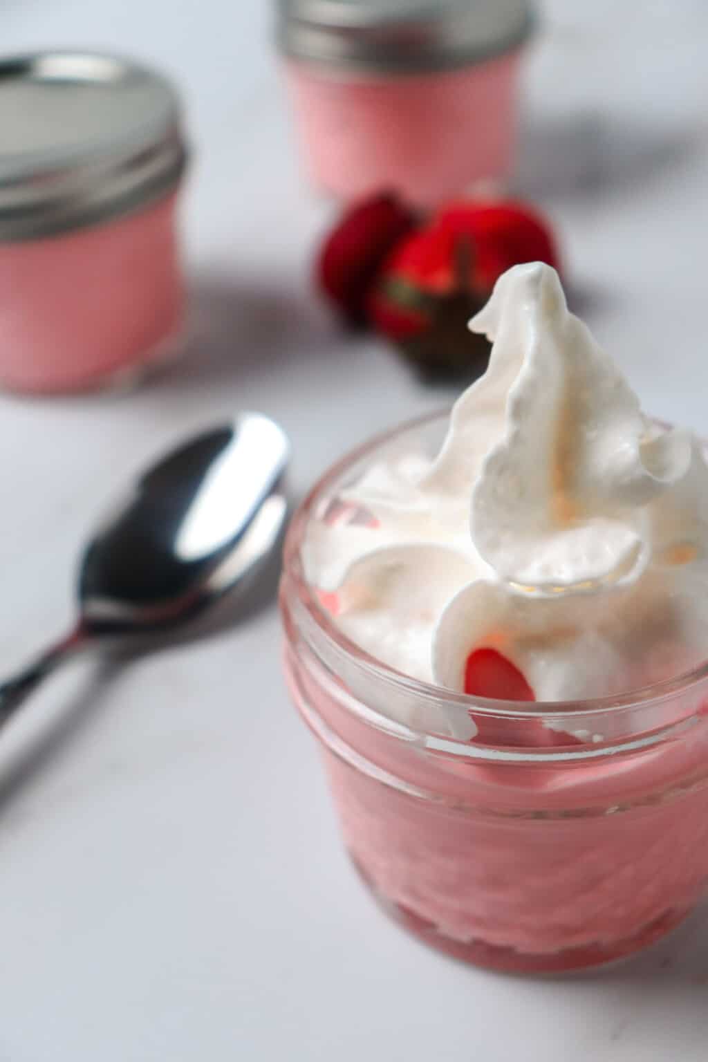STRAWBERRY FLUFF 
