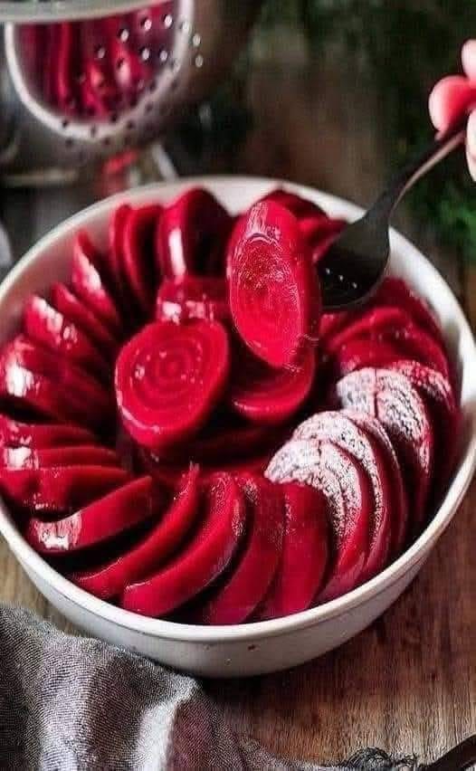 Revitalizing Beet and Lemon Juice