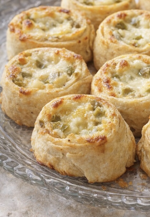 Southern 4-Ingredient Green Chile Pinwheels