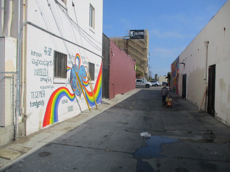 Bright new murals promote love in City Heights! – Cool San Diego
