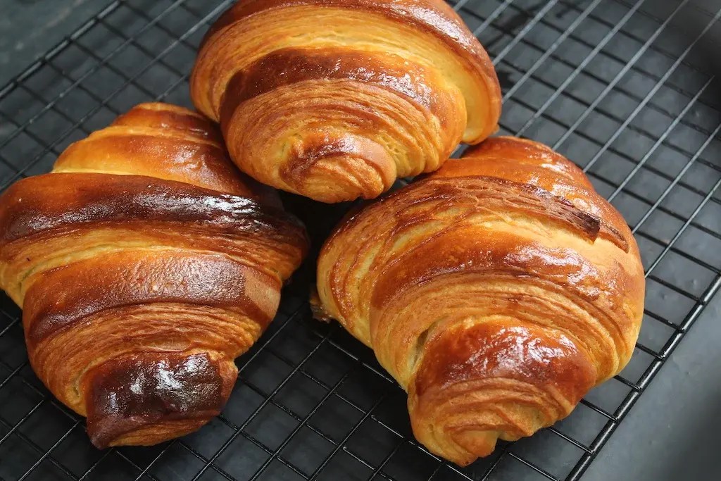 How French Croissants Improve Outdoor Party Menus