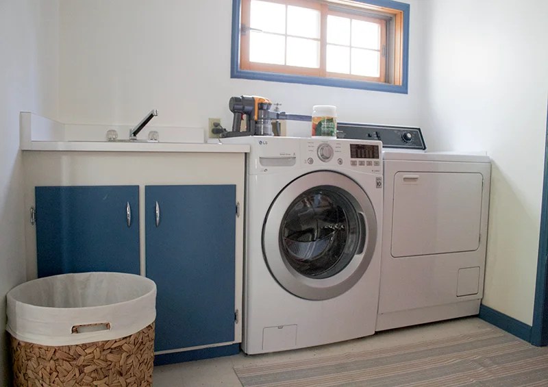 Copy-Cat-Chic-Laundry-Room-Before-2
