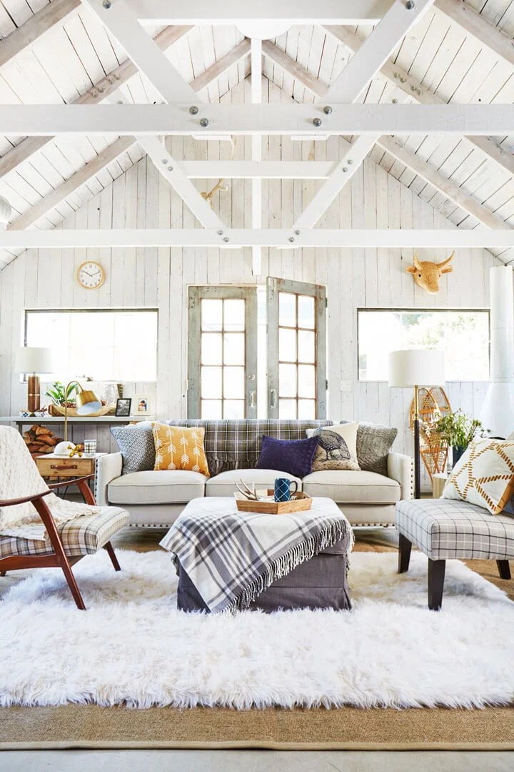 Modern fall decor that's cozy and casual. Great fall picks from Copy Cat Chic | luxe living for less. Budget home decor and design