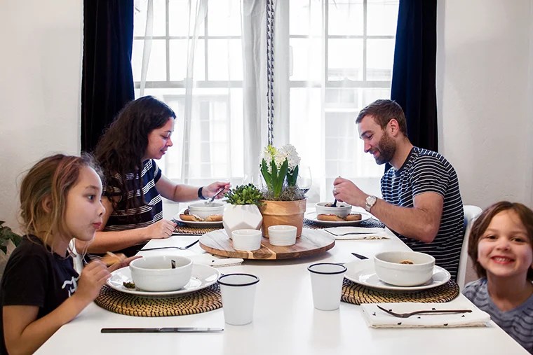 copycatchic new favorite dinner traditions and favorites for an everyday dinner table: Green Chef meal delivery is a necessity in our house now. I'm such a fan of their all organic ingredients and their vegan recipes. Dinnertime has a got a whole new look in our house that's for sure! copycatchic luxe living for less