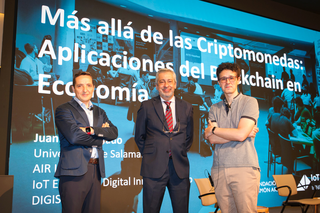 Juan Manuel Corchado participa en una jornada sobre blockchain organizada por la Fundación Ramón Areces