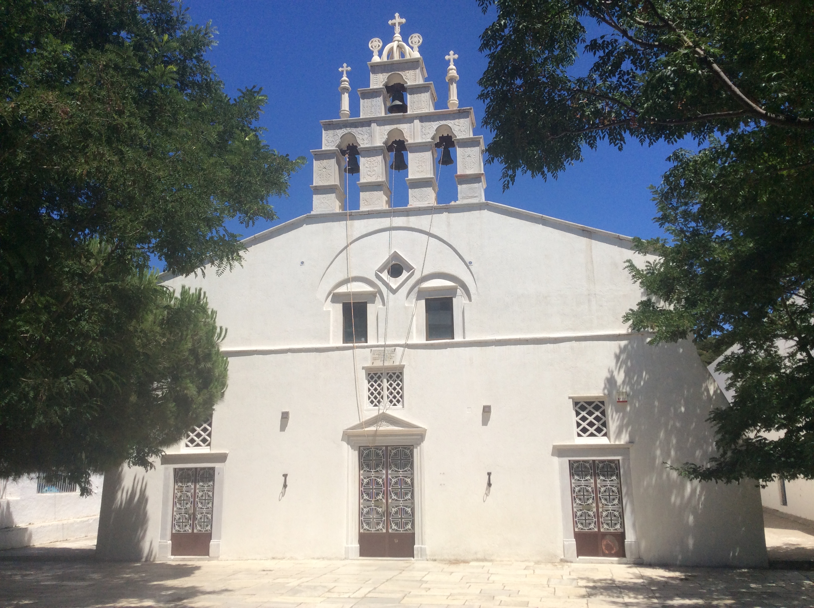 La chiesa di Apirathes