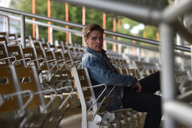 Singer-songwriter Riley Smith releases single from his upcoming EP. Photo: Eric Griffin