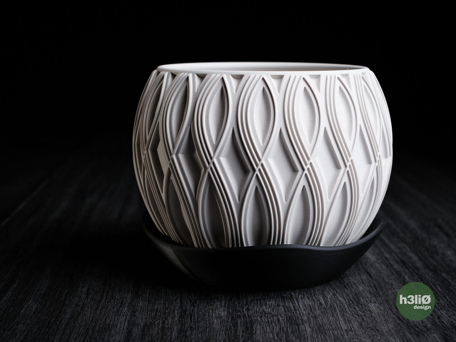 Velar Planter