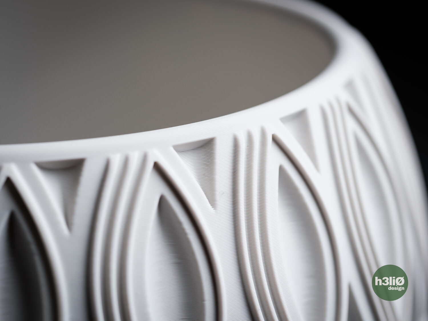 Velar Planter