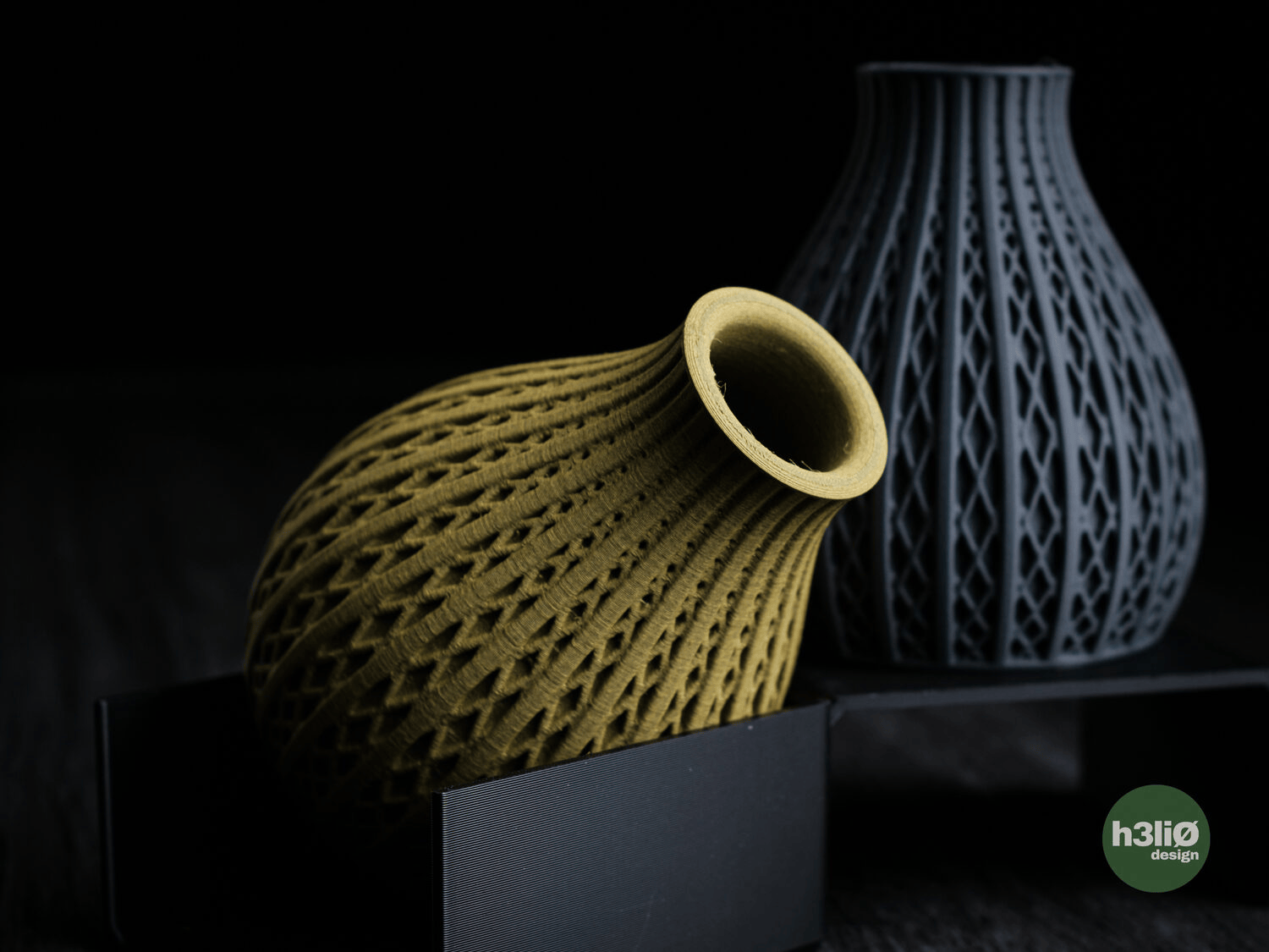 Perpetuo Vase