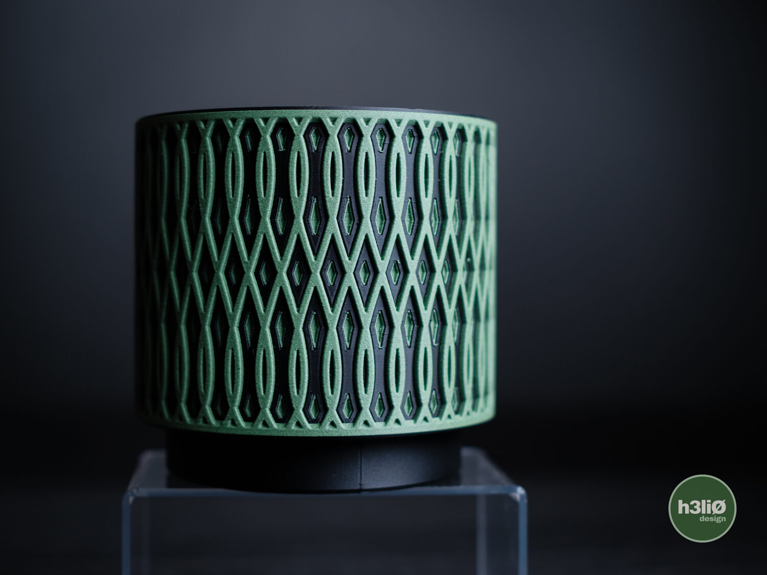 Echelon Planter