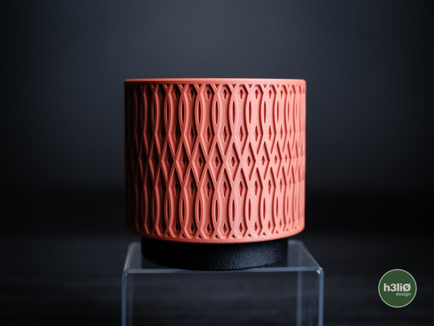 Echelon Planter