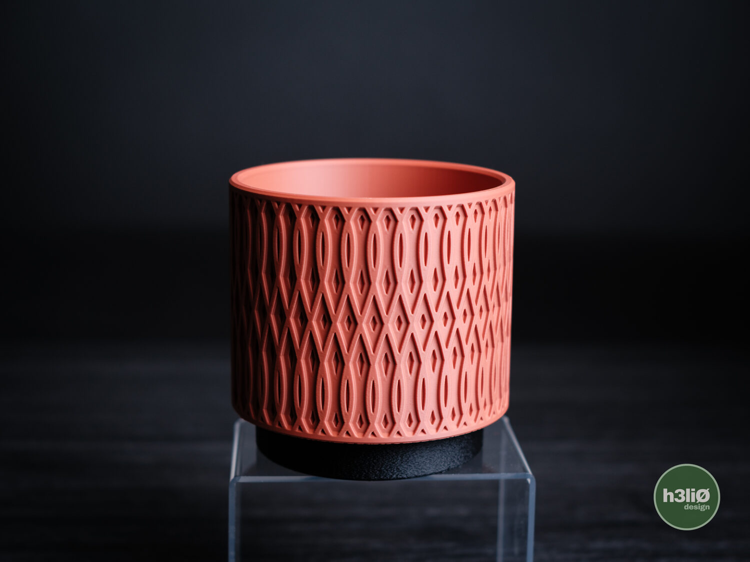 Echelon Planter