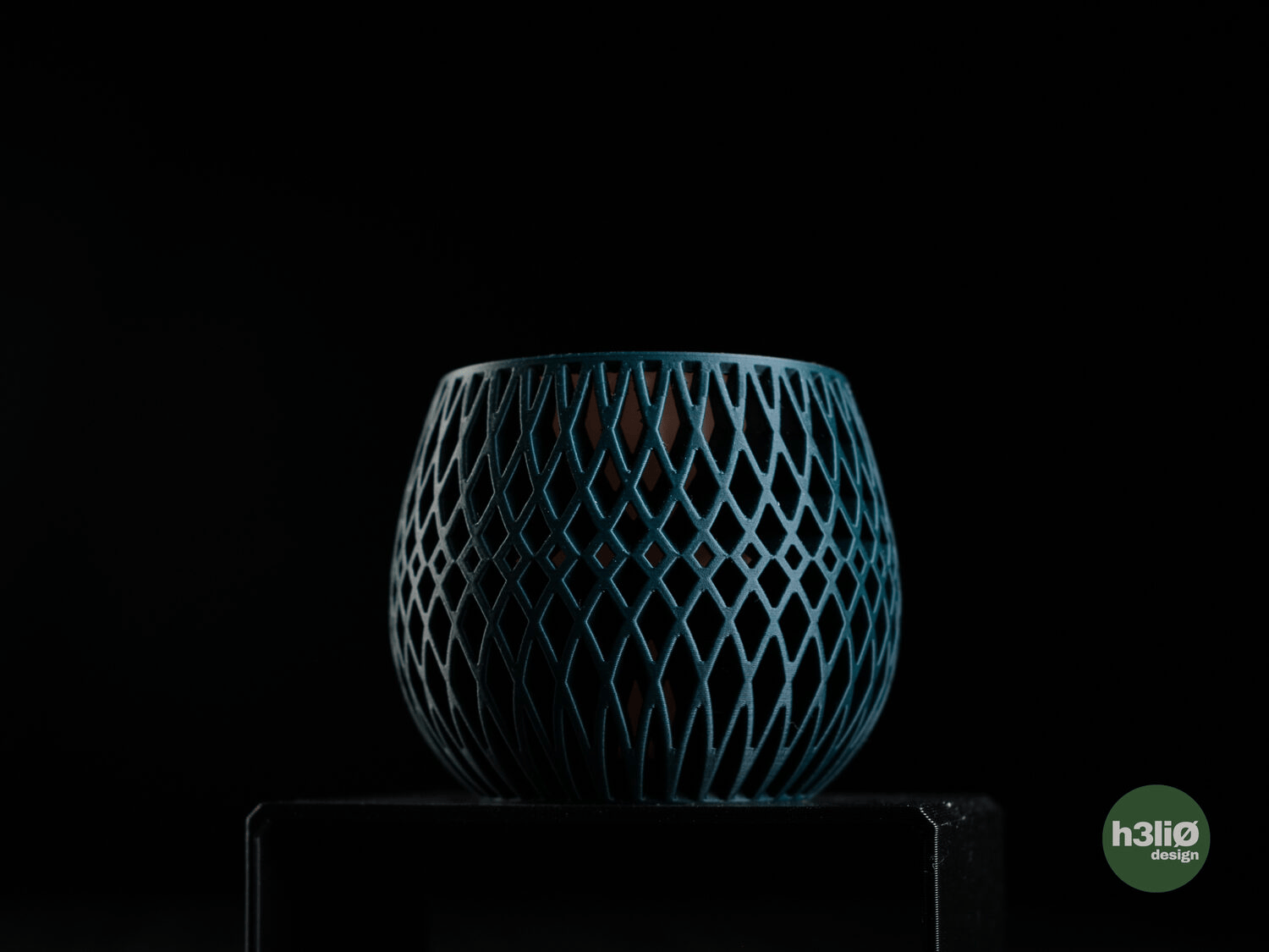 Maia Planter