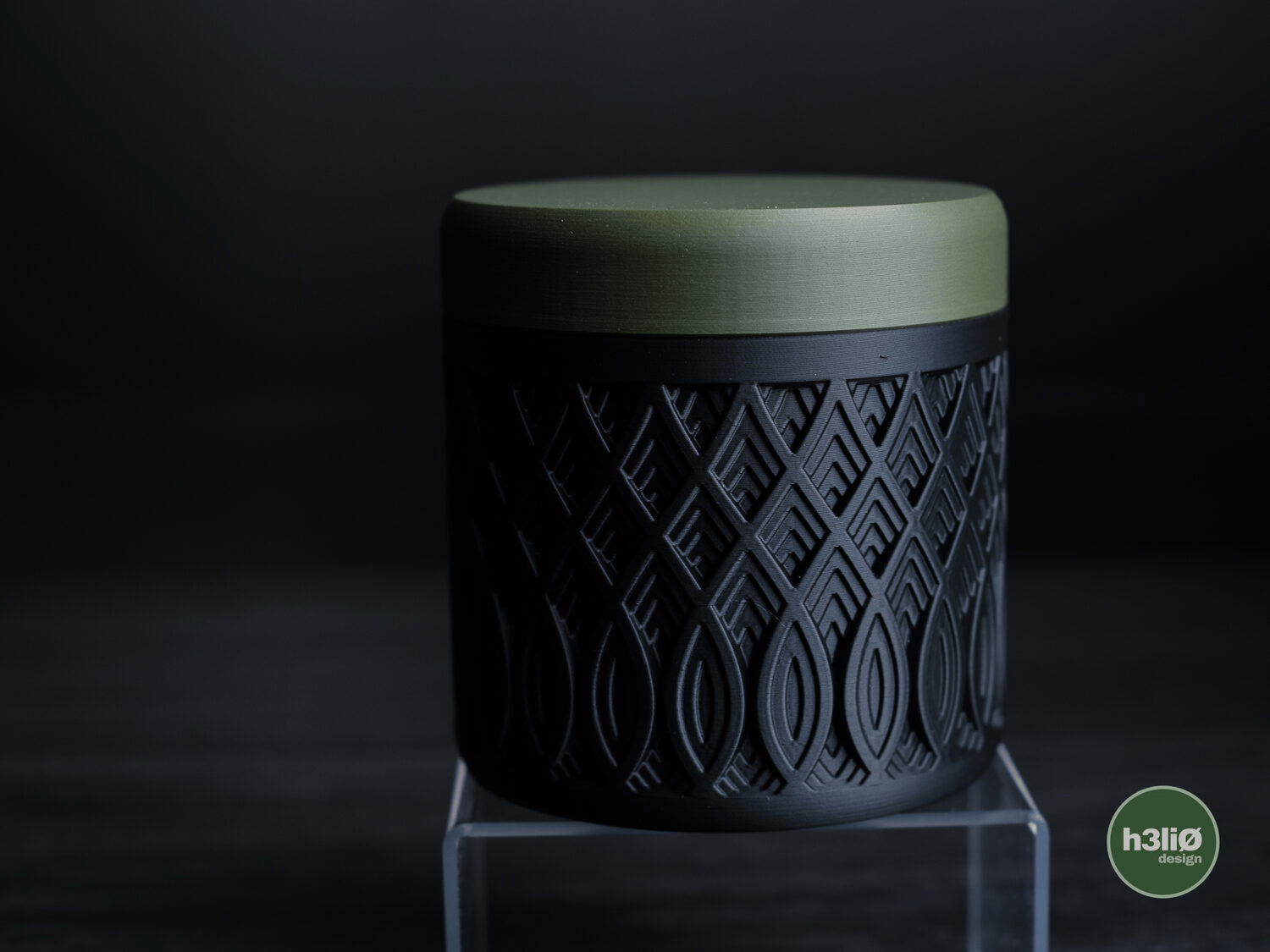 Crest Container