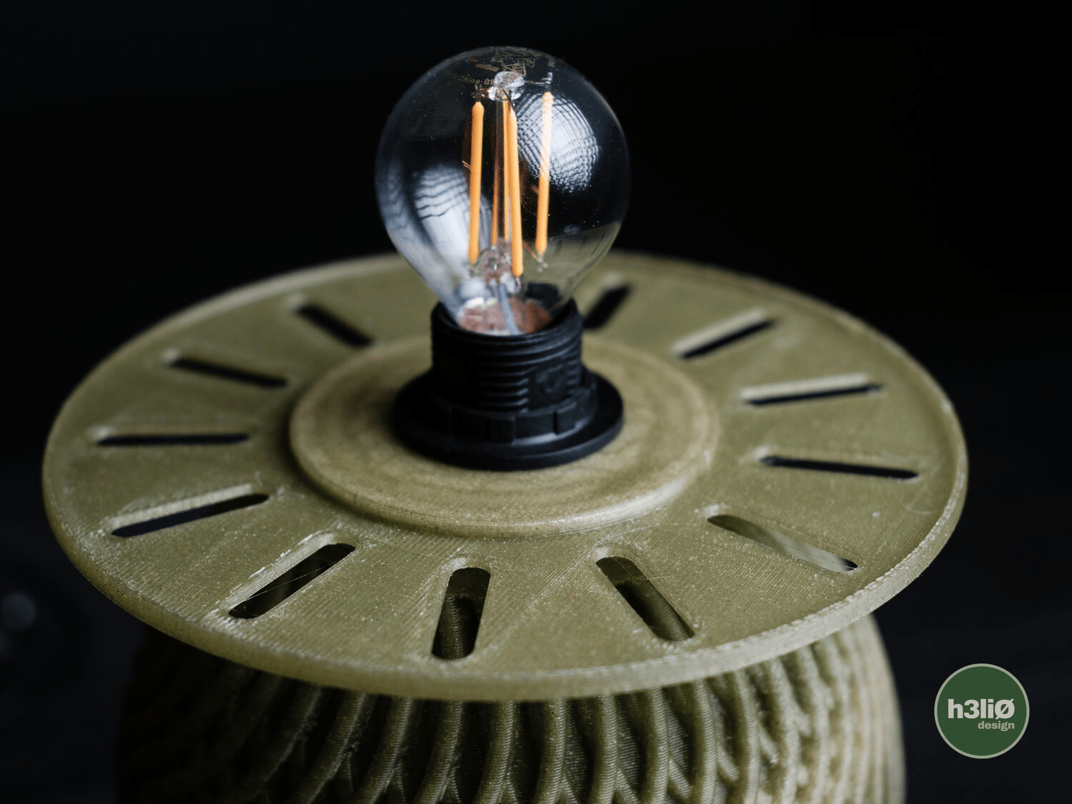 Umber Lamp