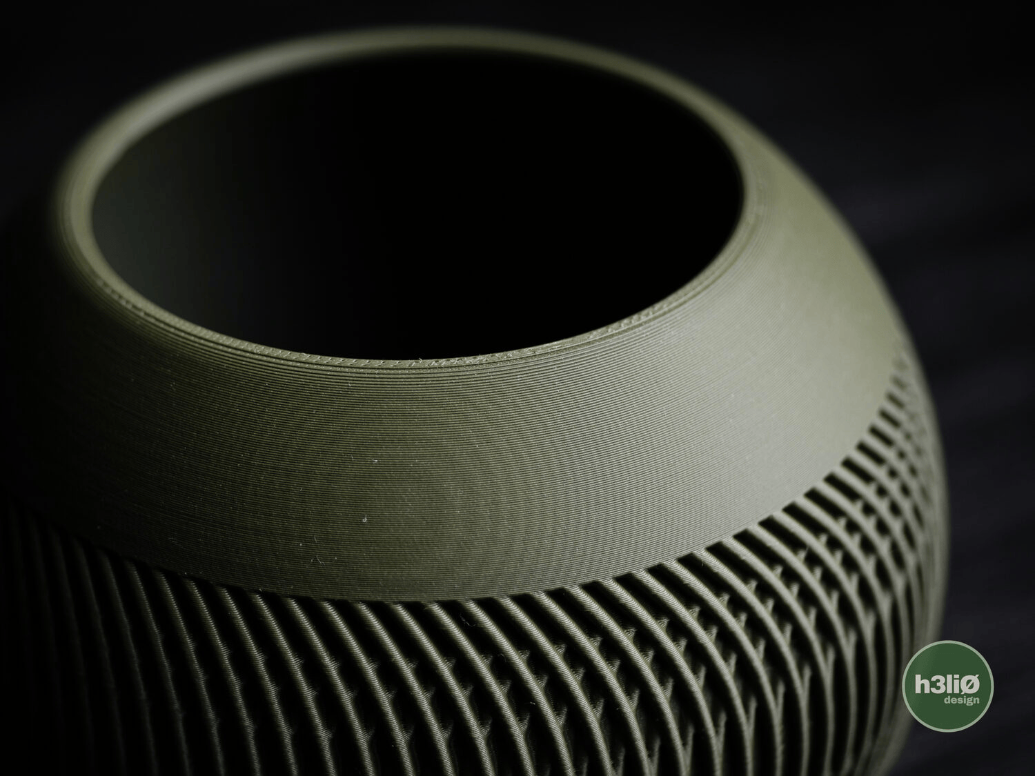 Solis Planter
