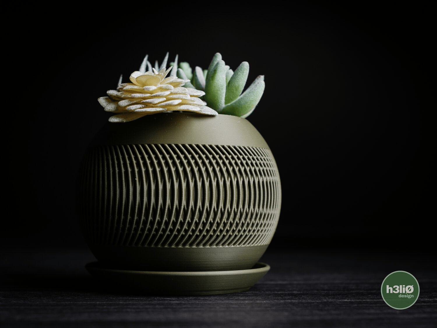 Solis Planter