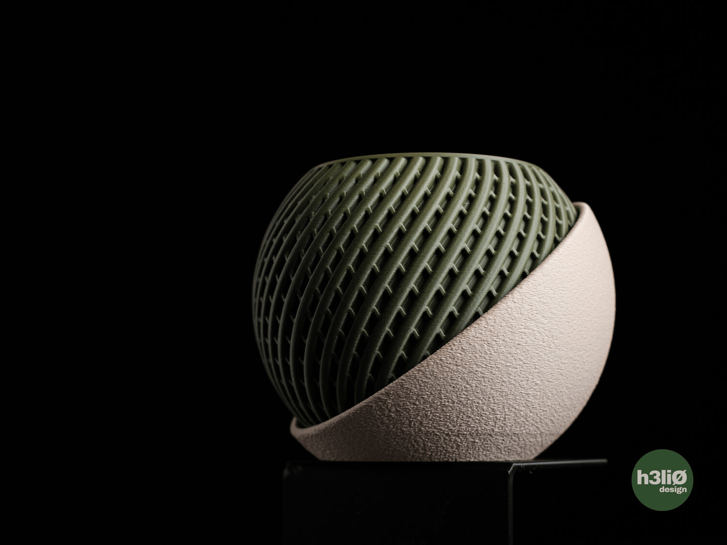 Troia Planter