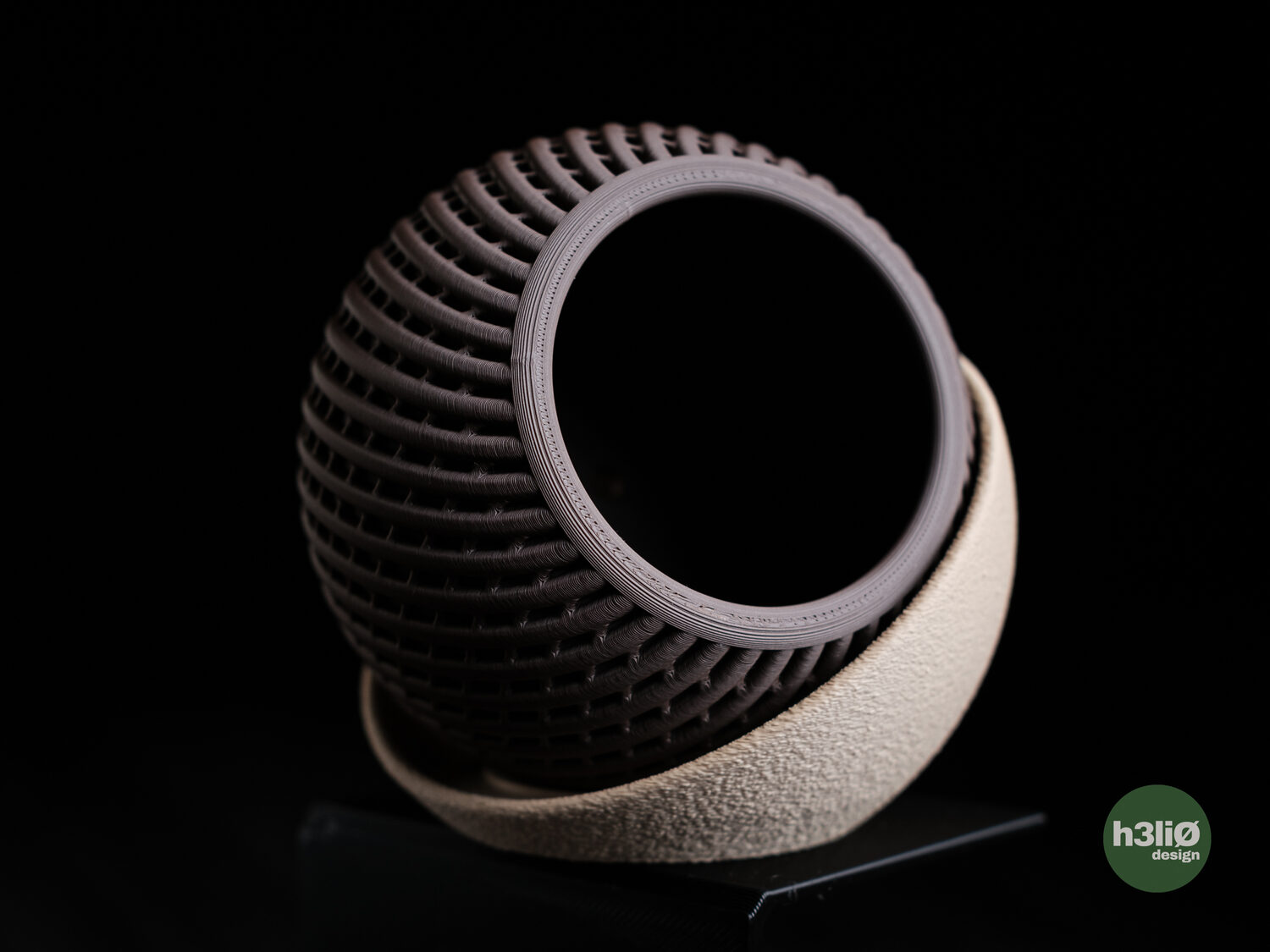 Troia Planter
