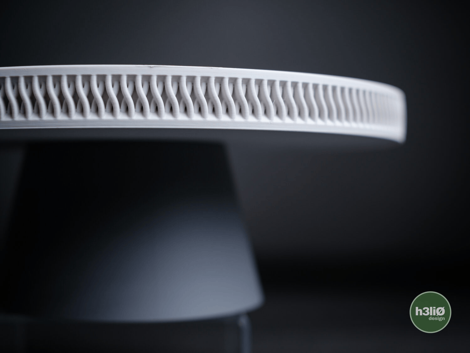 Horizon Cake Plate