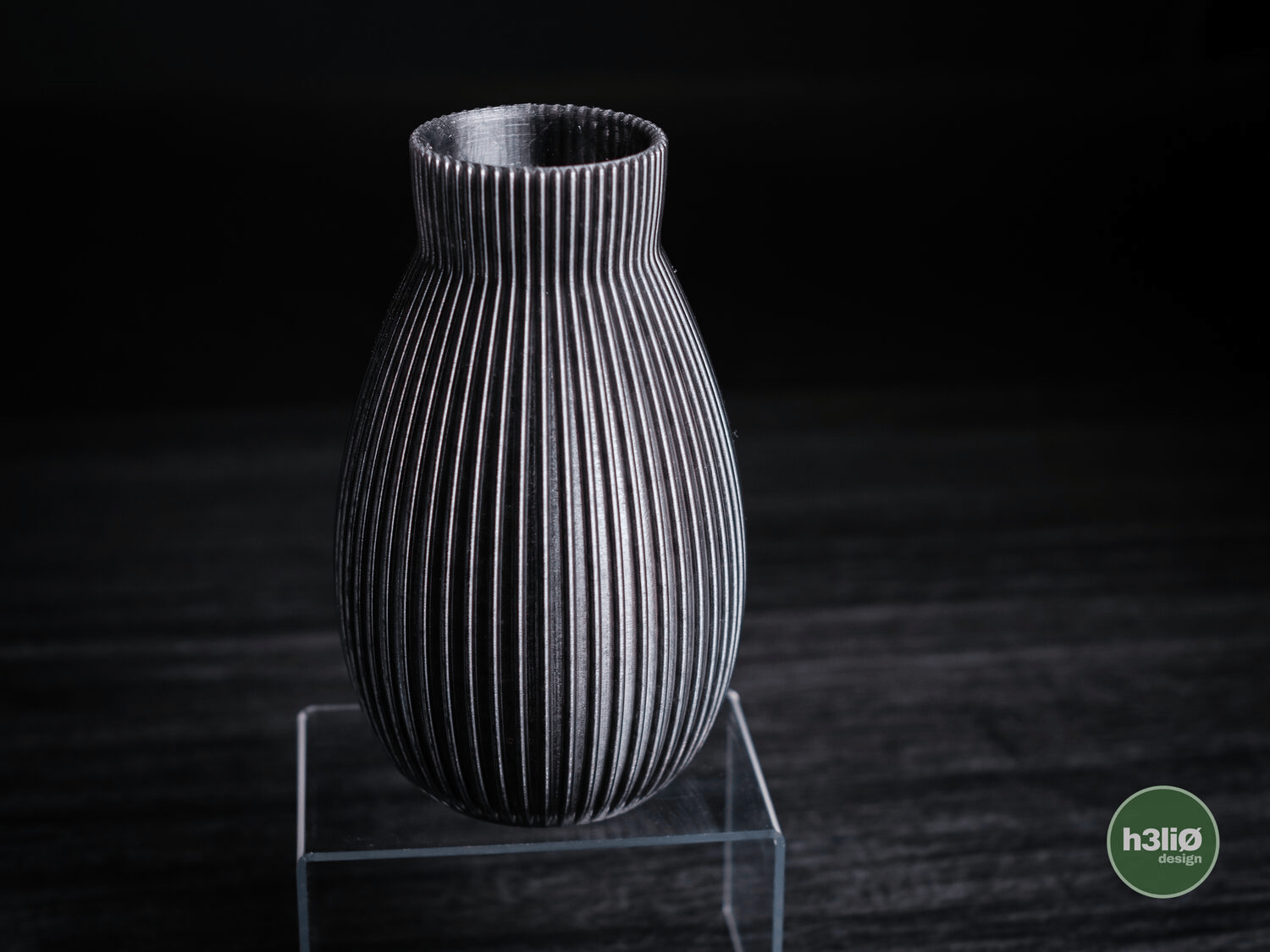 Obscura Vase
