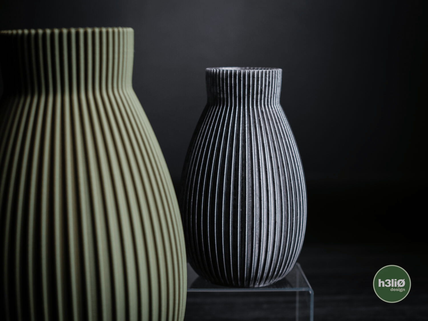 Obscura Vase