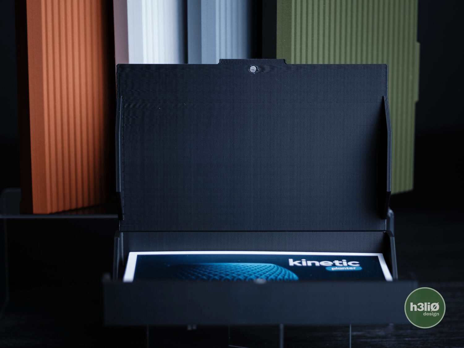 Monolith Photo Box