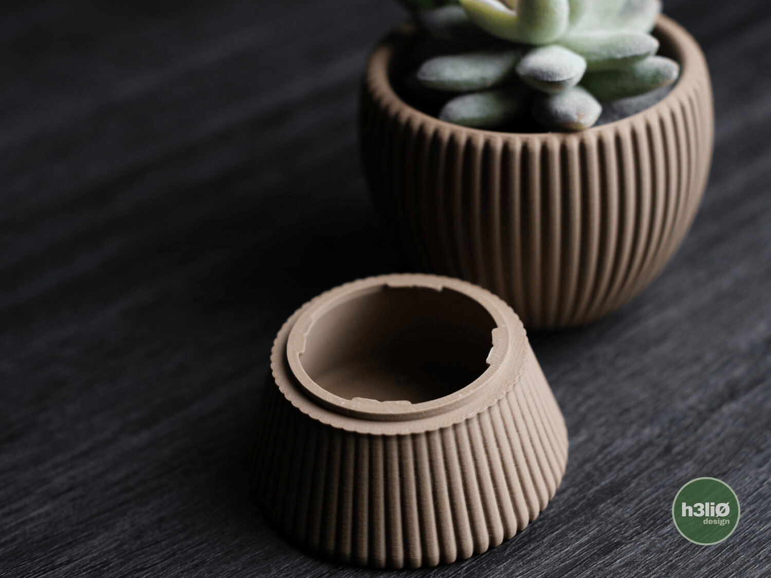 Tundra Planter