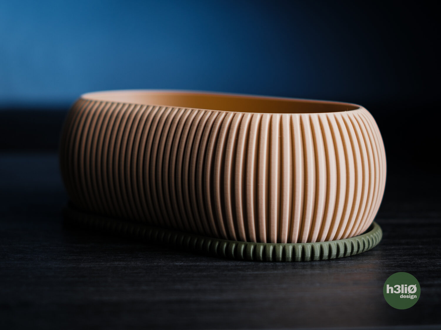 Zephyr Planter