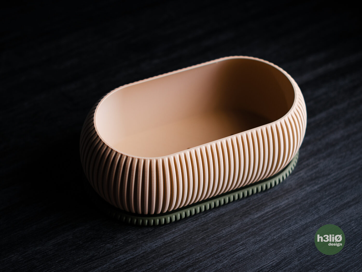 Zephyr Planter