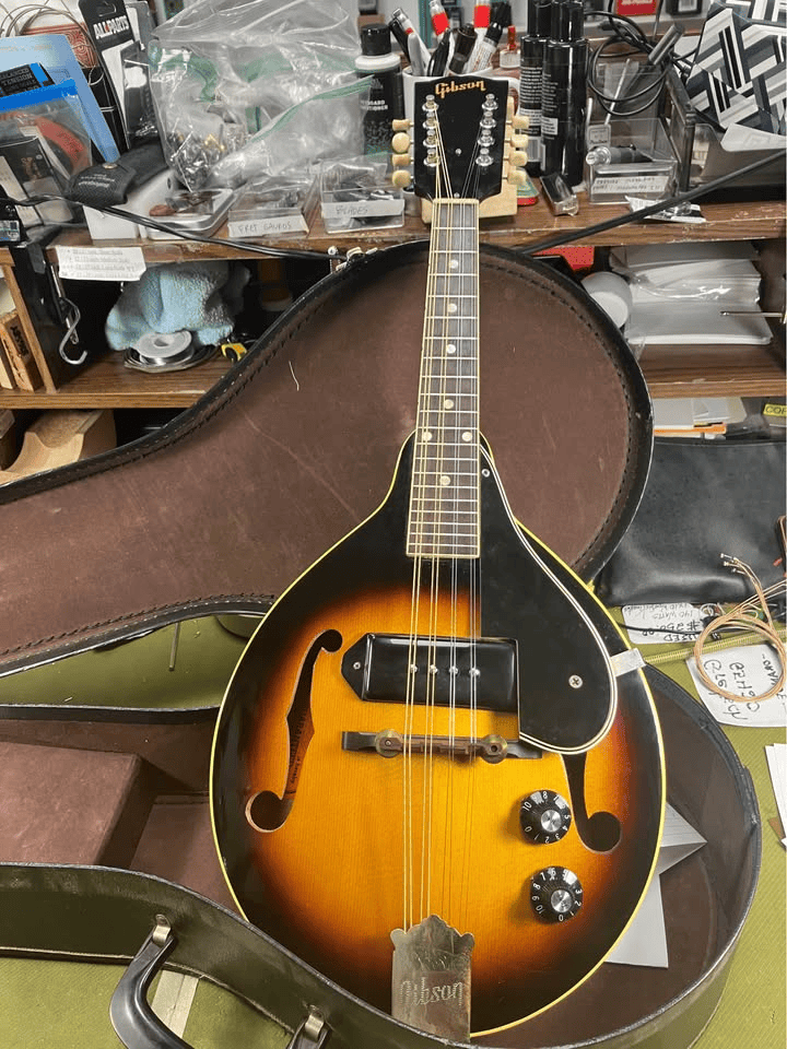 1967 Gibson Electric Mandolin