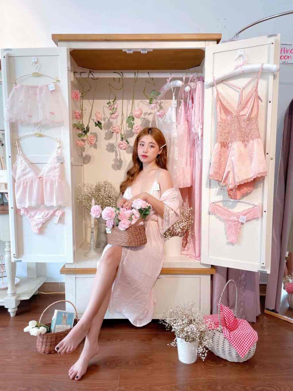 Đầm Fiona | Đầm lụa ngủ | Đầm lụa y2k | Màu trắng | Phong cách cô gái Pháp tao nhã