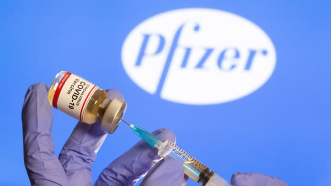 Pfizer amplia testes em menores de 12; China aprova CoronaVac para crianças de até 3 anos