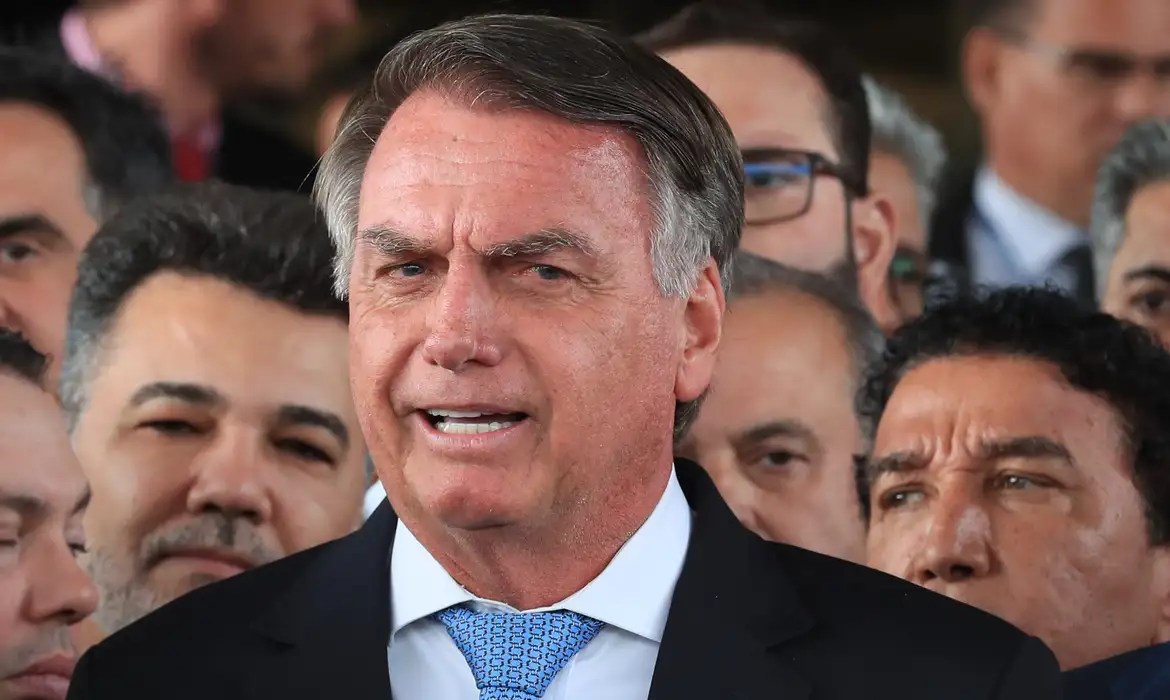 Bolsonaro diz que não promoveu ação golpista ou atos de 8 de janeiro