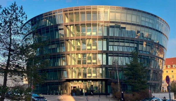 Cortex Discovery - Premium Gradient Photo Gallery - Full HD