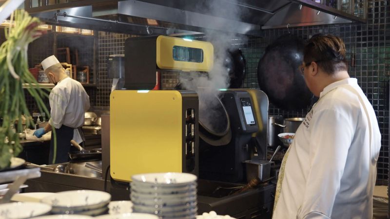 Botinkit Chefbot Robot - High Quality Geometric Wallpaper - Mobile